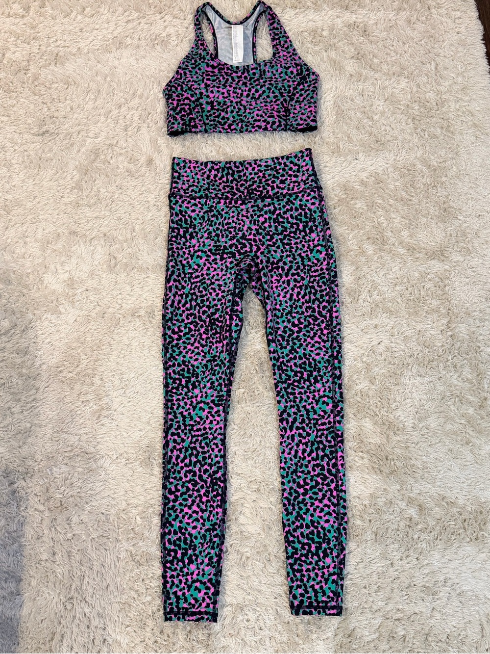 Fabletics Matching Workout Set - S - Picture 2 of 7